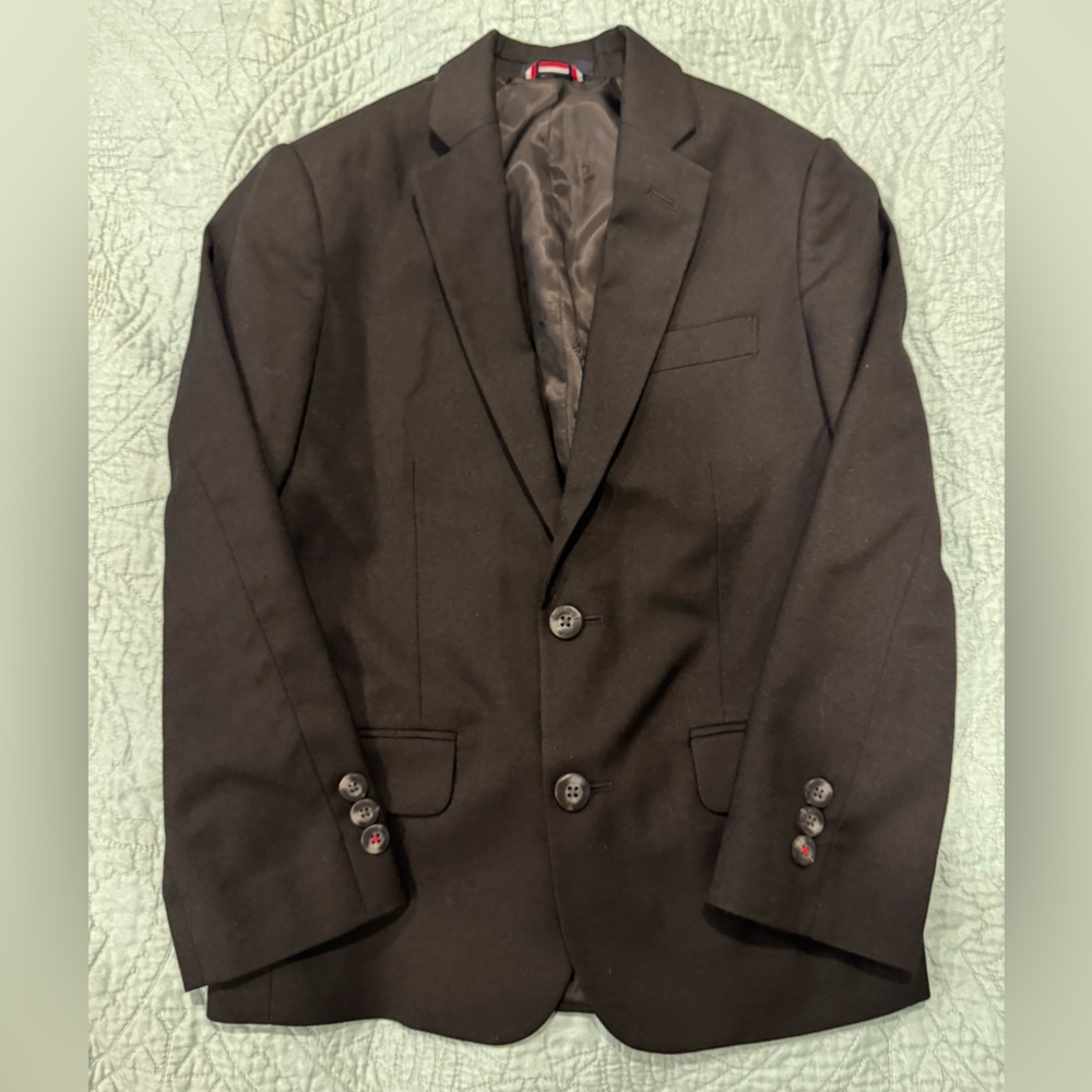 BOYS TOMMY HILFIGER 2-PIECE SUIT SET (JACKET + PANTS) – SIZE 8